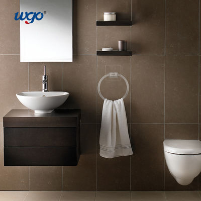 PC 재료 욕실 세척 가능한 선명한 수건 반지 홀더 접착제 ISO9001 160mm 지름